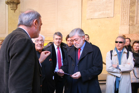 la_scienza_in_piazza_bologna_marzo_2009_012