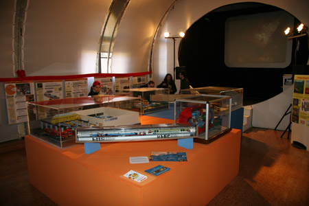 la_scienza_in_piazza_bologna_marzo_2009_083