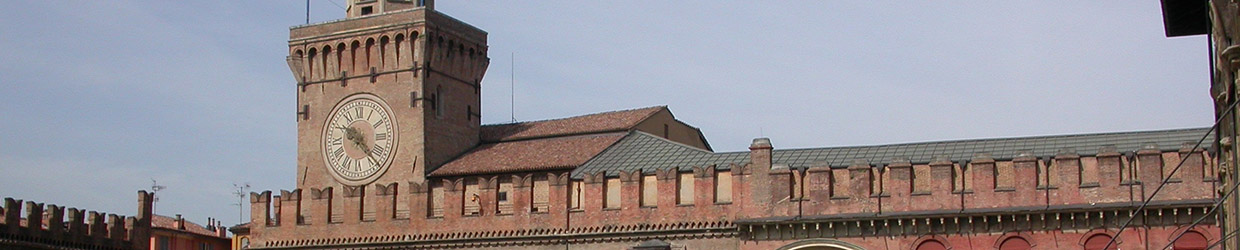 Particolare della Torre Accursi detta dell'Orologio di Palazzo d'Accursio in Piazza Maggiore