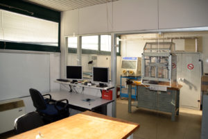 Picture 2 3D printing workroom